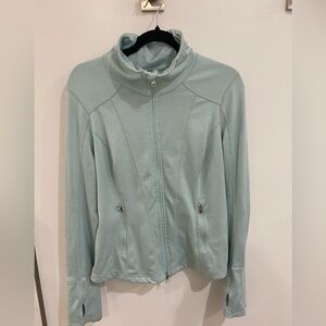 Ruffle back Zella active jacket, XL